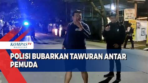 Polisi Bubarkan Tawuran Antar Pemuda YouTube