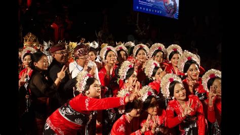 Tabuh Paksi Ngelayang Gong Kebyar Wanita Duta Kota Denpasar Youtube