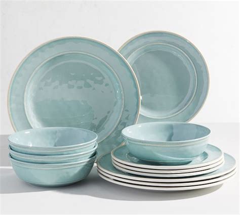 Outdoor Dinnerware & Melamine Dinnerware | Pottery Barn