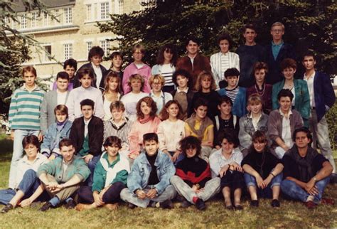 Photo de classe 1ère Gb de 1988 Lycée Jeanne D arc Saint ivy Copains