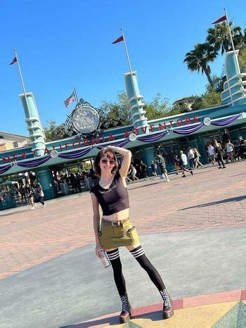 LeeLoo Leeloo Mfc Leeloo Leeloooo Leaked Nude OnlyFans ShemaleLeaks