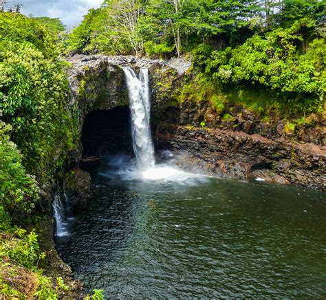 Rainbow waterfall near Hilo in Hawaii for boomervoice - BoomerVoice