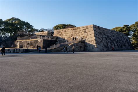 Edo Castle Ruins (The East Gardens of the Imperial Palace) | Traveling ...