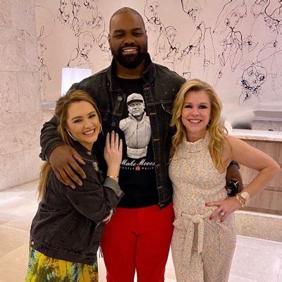 Michael Oher- Wiki, Age, Height, Wife, Net Worth (Updated on February 2024)