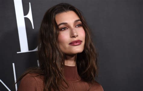 Hailey Bieber Compartió Los Dolorosos Síntomas Que Tenido Durante Su