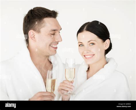 couple in spa Stock Photo - Alamy