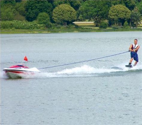 RC Tow Boat Lets You Drive And Wakeboard At The Same Time