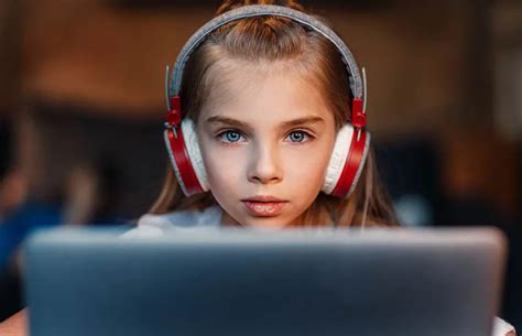 pengertian multimedia  sejarah jenis fungsi prospek karier dst