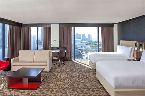 Hilton Miami Downtown | Reservations Center