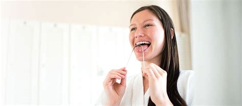 The Health Benefits Of Tongue Scraping And How To Do It