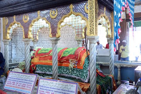 Haji Ali Dargah - Maharashtra Bhraman