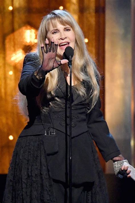 Stevie Waving Hi To Her Fans On Stage At The Rarhof