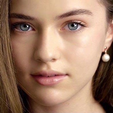 Kristina Pimenova J Estina Spring Summer 2019 Hermoso Rostro