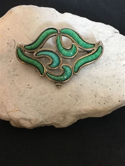 Vintage Celtic Miracle Brooch Signed With Green Agate Style Etsy Uk