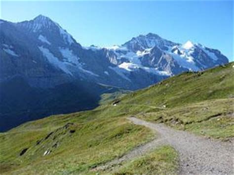 Hiking Description for the Mannlichen to Wengen Hiking Trail in Grindelwald