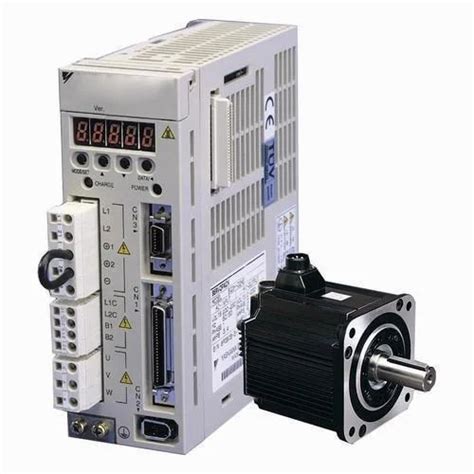 Single And Three Phase Yaskawa Sigma 5 Series AC Motor Drive At Rs