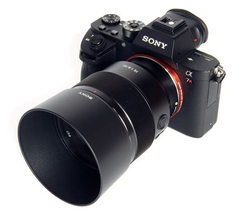 Sony FE 85mm f 1 8 Lens SEL85F18 2 B H Photo Videoレンズ 単焦点