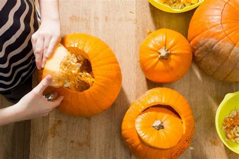 Découpe d une citrouille d Halloween Comment faire Toutes les astuces