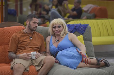 Gfvip Elenoire Torna Da Luca Salatino Dopo La Lite Mi Sei Mancato