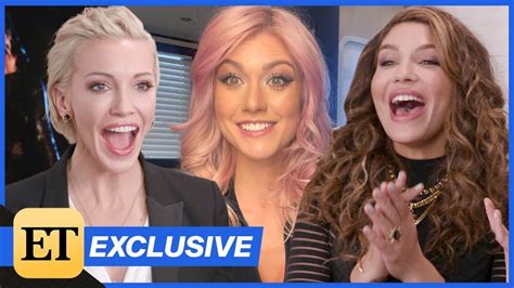 Katherine Mcnamara Surprises Katie Cassidy Juliana Harkavy With Arrow