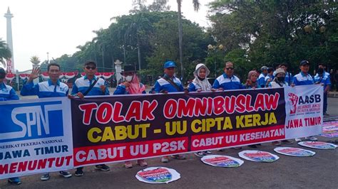 Suasana Jelang Aksi Sejuta Buruh Kepung Istana Merdeka Jalan Merdeka