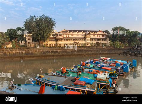 apollo bunder colaba mumbai maharashtra india asia stock photo alamy