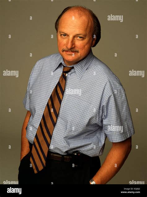 NYPD BLUE NYPD BLUE DENNIS FRANZ as Det. Andy Sipowicz Stock Photo - Alamy