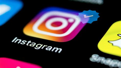 Instagram E Facebook La Spunta Blu Diventa A Pagamento 12 Dollari Al