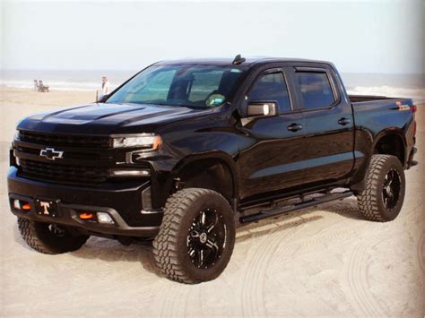 Chevrolet Silverado With X Anthem Off Road Equalizer And