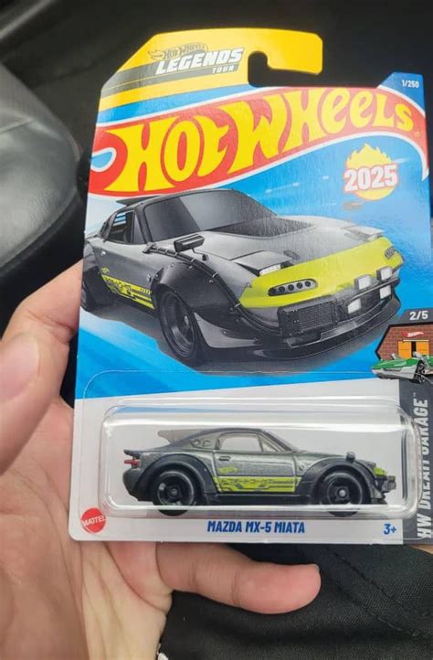 HOT WHEELS Mazda Mx 5 Miata Hobbies Toys Toys Games On Carousell