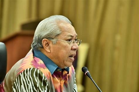 Keabsahan Anwar Sebagai PM10 Tidak Wajar Terus Dipertikai Annuar Musa