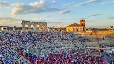 Before the start of the performance - Arena di Verona- Verona Opera ...