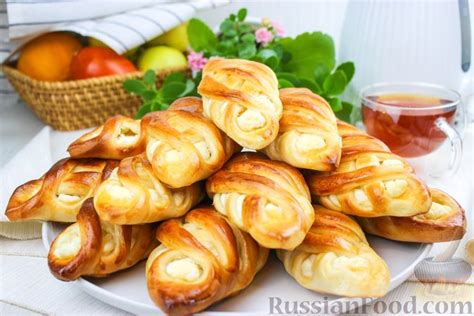 Рецепт: Булочки с творогом на RussianFood.com