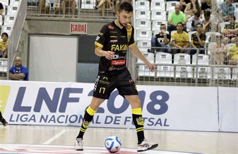 Futsal Fixo Deixa O Jaragu E Vai Jogar Na It Lia Ag Ncia De