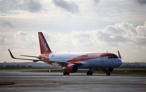 Coronavirus La hausse des contaminations oblige easyJet à annuler des