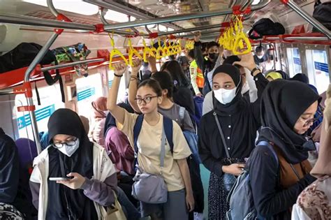 Jadi 30 Kali Perjalanan Ini Jadwal Lengkap Commuter Line Palur