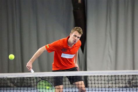 Tennis Medensaison Derbysieg Zum Auftakt F R Den Ghtc Gegen Den