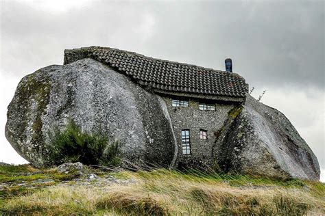 Fica Em Portugal Uma Das Casas Mais Estranhas Do Mundo Forma