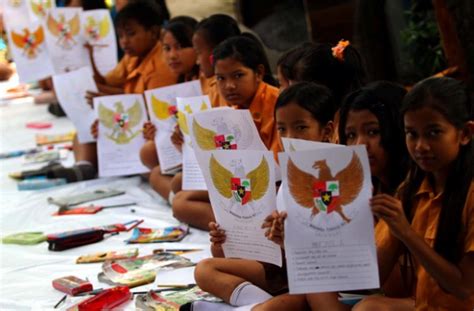 Rangkuman Materi Dan Latihan Soal Sumatif PPKn Kelas 7 SMP Semester 2