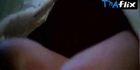 Carmen Carrion Lesbian Breasts Scene In La Casa De Las Mujeres Perdidas Tnaflix