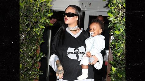 Rihannas Baby Boy Named Rza Athelston Mayers After Wu Tang Clan Member