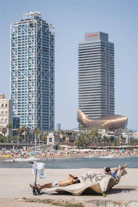 Barcelona sufre una nueva ola de calor con temperaturas extremas