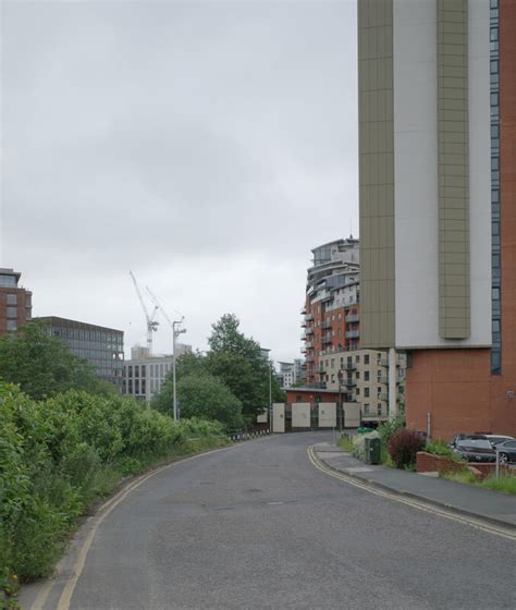 Gotts Road Leeds Habiloid Cc By Sa 2 0 Geograph Britain And Ireland