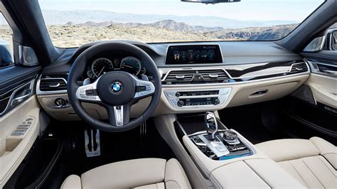 2018 bmw-m760li-xdrive-interior | Car Help Canada