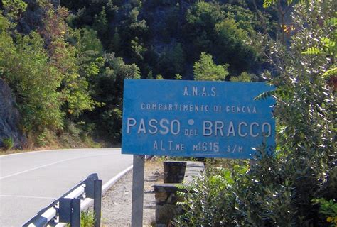 Giro D Italia Le Salite Di Oggi Ruta Di Camogli Passo Del Bracco E