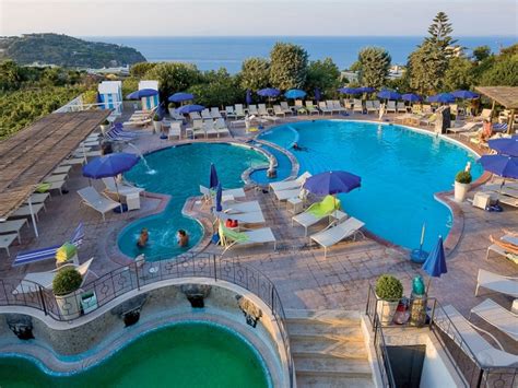 Family Hotels in Ischia: the best Family Hotels in Ischia