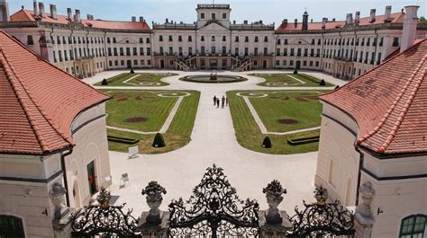 Watch: Renovated Wing of Esterházy Castle Inaugurated - XpatLoop.com