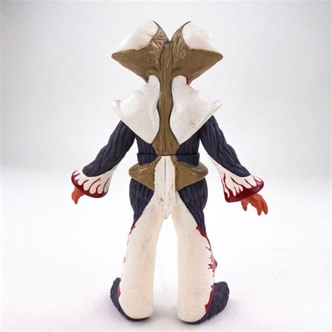 Alien Zagon Ultraman Ultra Monster Series Bandai Ebay