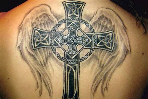 21 Amazing Celtic Tattoos Ideas | LivingHours