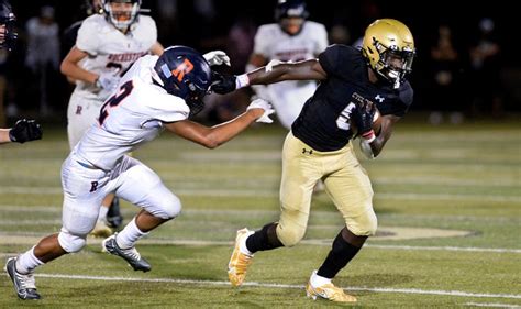 IHSA football playoffs: Guide to Illinois high school bracket picks